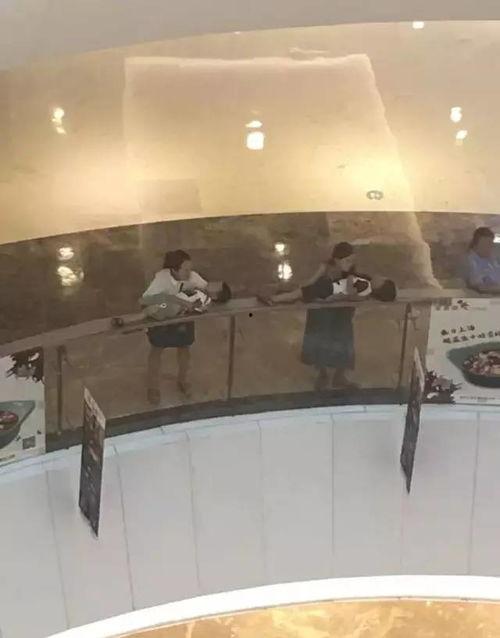 商场二楼吃瓜,揭秘商场里的热门话题与趣味瞬间