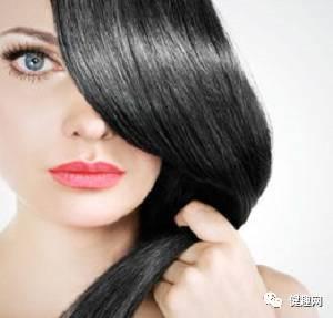 酒吧剪头发吃瓜,一场别开生面的休闲体验