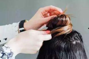 酒吧剪头发吃瓜,一场别开生面的休闲体验