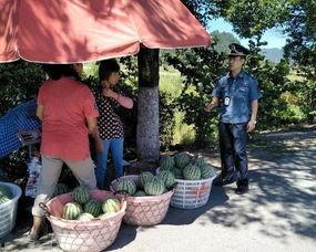 顶楼的吃瓜群众,揭秘都市生活百态