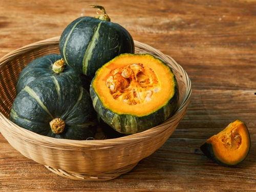 吃小瓜有毒,揭秘“吃小瓜有毒”的真相与防范措施