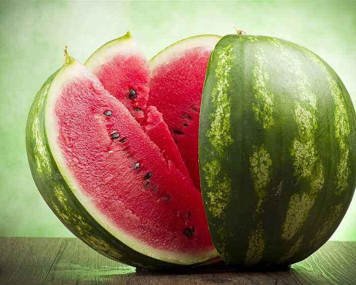 郑州7.10吃瓜,一场引发社会关注的“吃瓜”风波