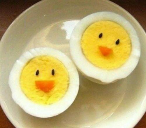 蛋仔吃瓜动作视频,萌态十足，网友直呼可爱爆表！