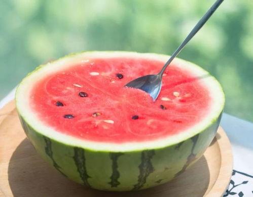 吃瓜就是吃西瓜