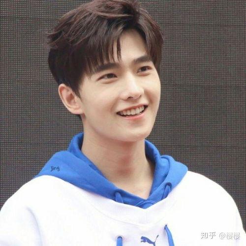 杨洋吃的瓜,揭秘明星的幕后生活