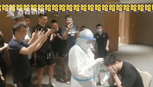 现场实拍吃瓜视频,瓜田盛宴，共享夏日清凉时光