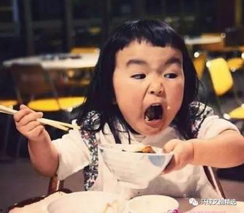 吃瓜带货搞笑视频女,带货女神的欢乐带货之旅