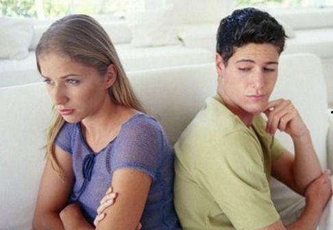 新婚夫妇吃瓜视频大全,新婚夫妇吃瓜视频大全集锦