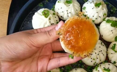 二饼吃瓜事件视频,网络热议背后的真相揭秘